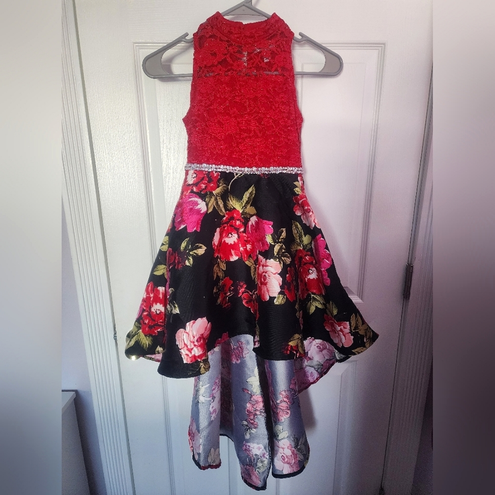 NWOT Girls Short In The Front And Long In The Back Dress